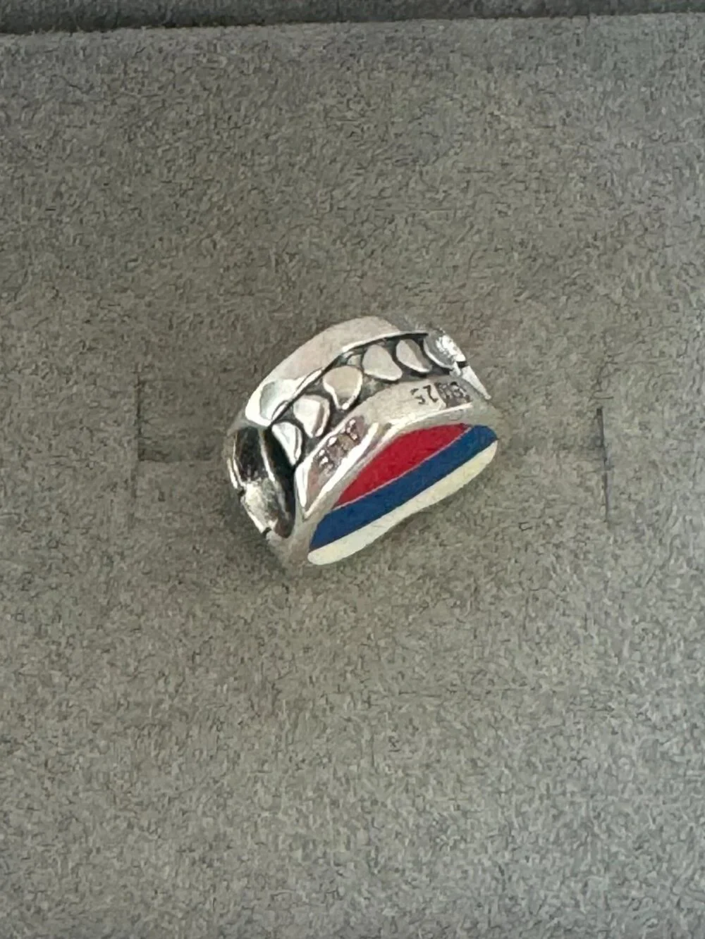 Pandora Russia Flag Exclusive Charm Bead - Picture 3 of 3